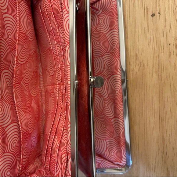 HOBO Lauren Polished Leather Double Frame Design Vintage-Inspired Aesthetic - Picture 16 of 16